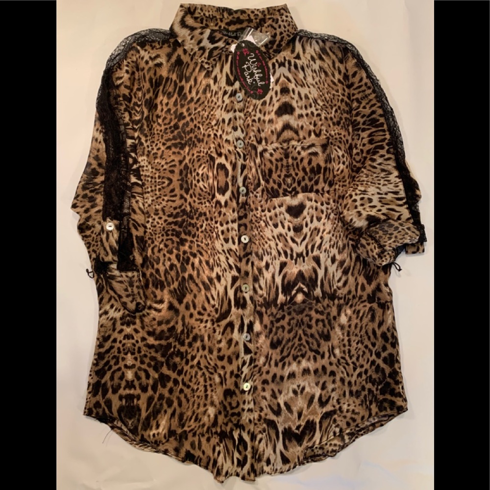 Wishful Park Leopard Cheetah Shirt Top